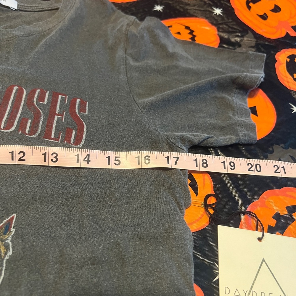 Guns N Roses Tee - Picture 6 of 6
